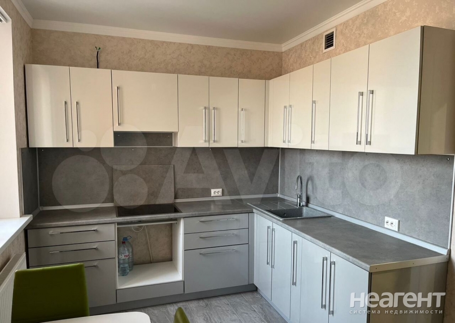 Продается 2-х комнатная квартира, 60 м²