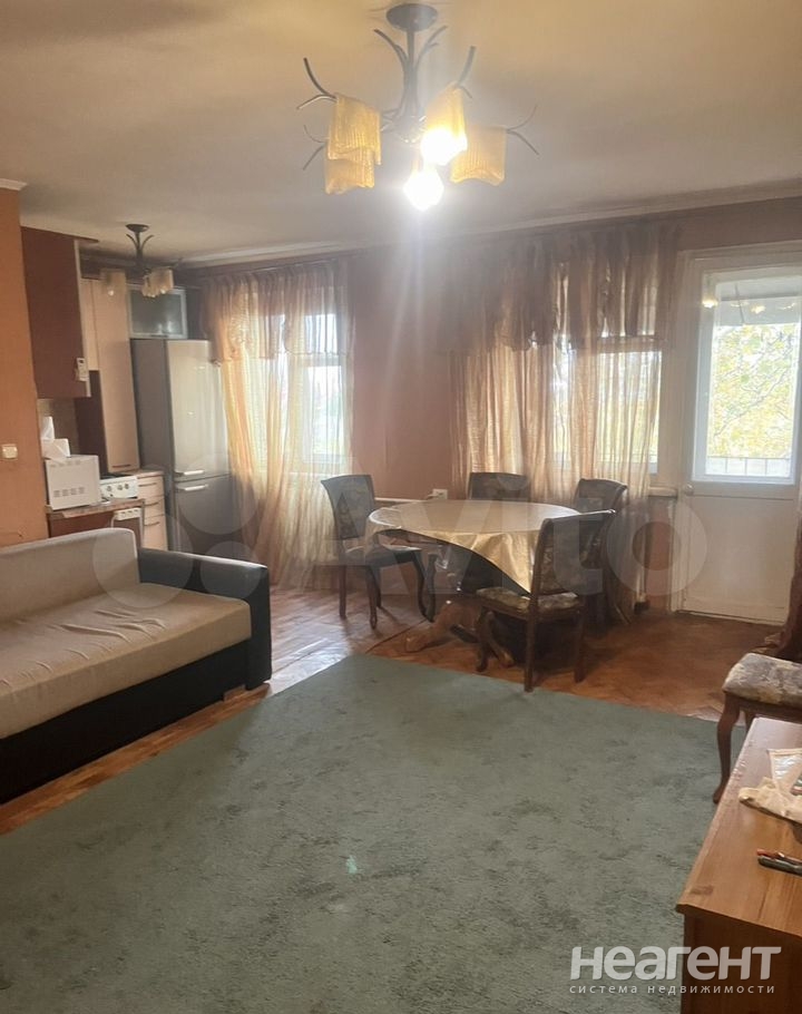 Сдается Многокомнатная квартира, 58 м²