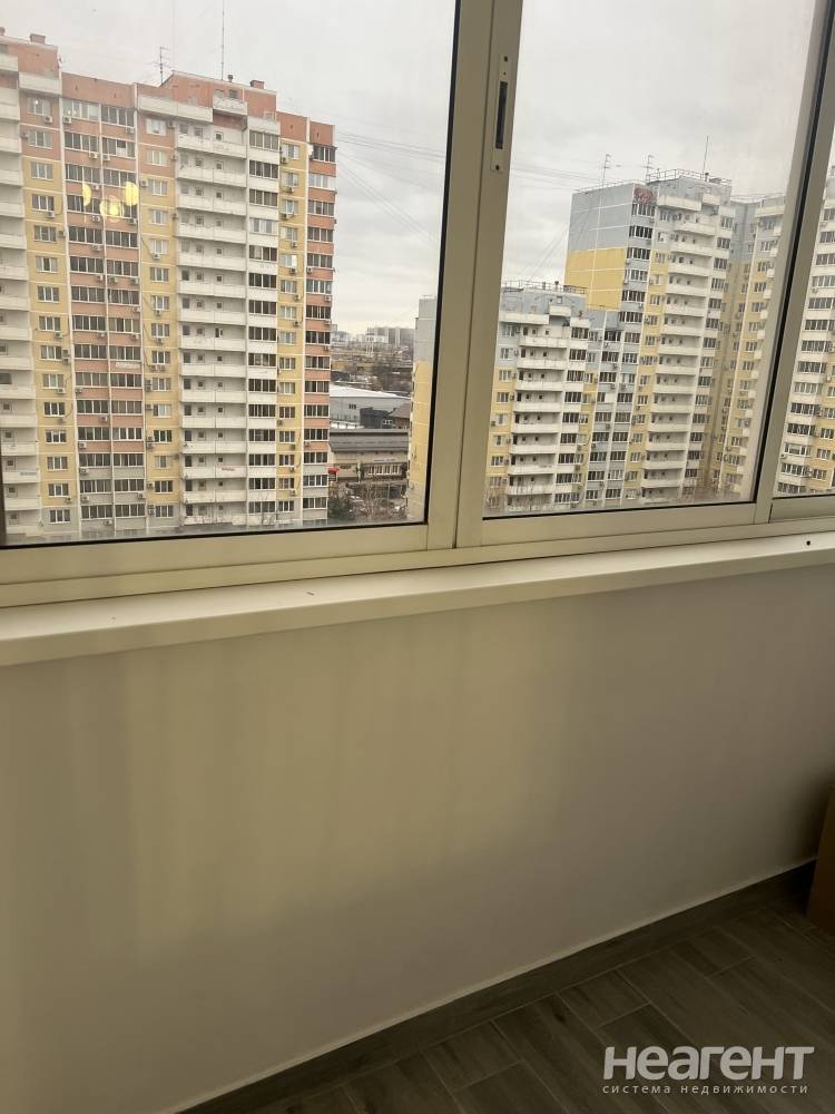 Сдается 1-комнатная квартира, 38 м²