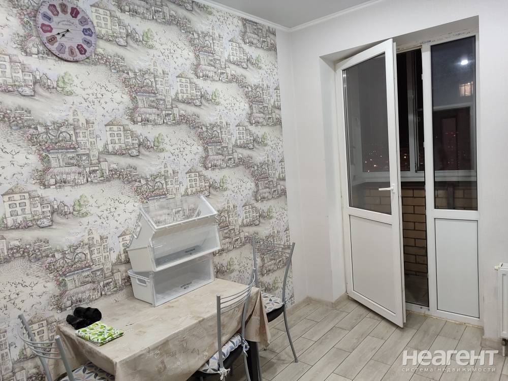 Сдается 1-комнатная квартира, 35 м²