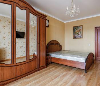 Сдается 2-х комнатная квартира, 84,5 м²