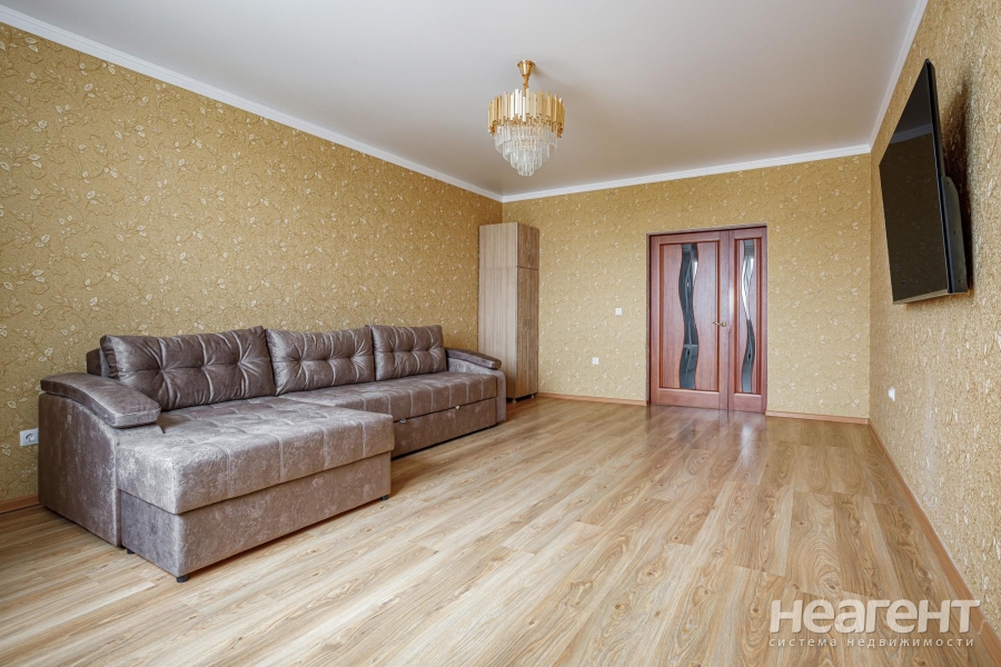 Сдается 2-х комнатная квартира, 84,5 м²