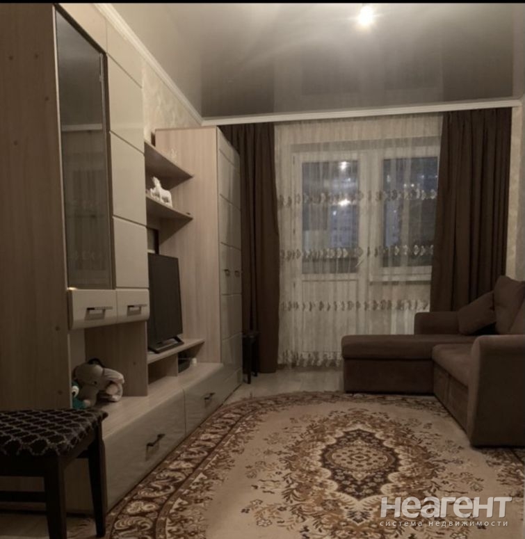 Сдается 1-комнатная квартира, 45 м²