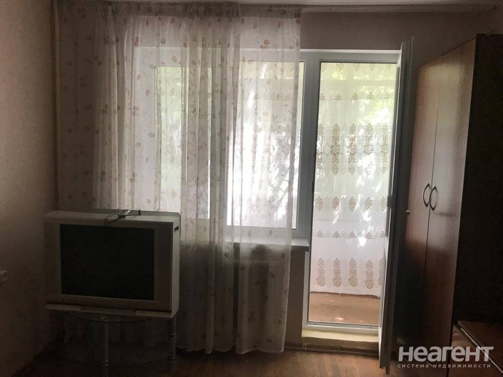 Продается 1-комнатная квартира, 29,7 м²