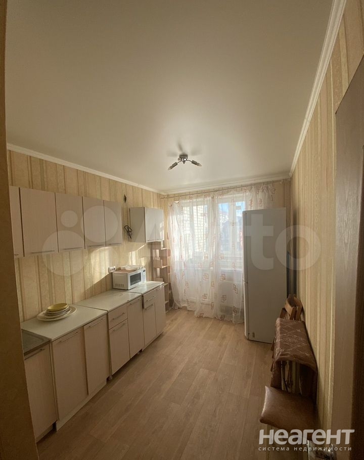 Продается 1-комнатная квартира, 38,8 м²