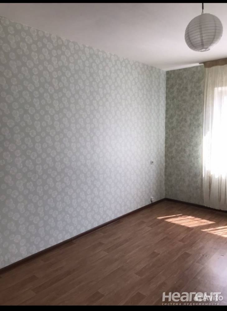 Сдается 1-комнатная квартира, 46 м²