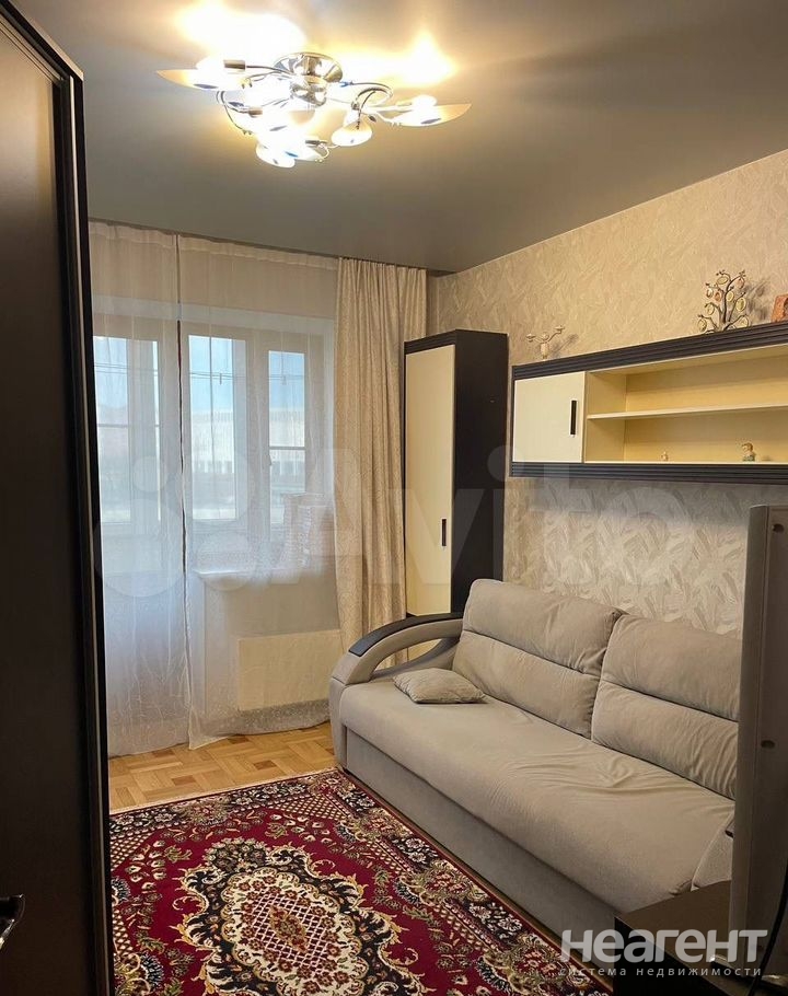 Продается Многокомнатная квартира, 120 м²