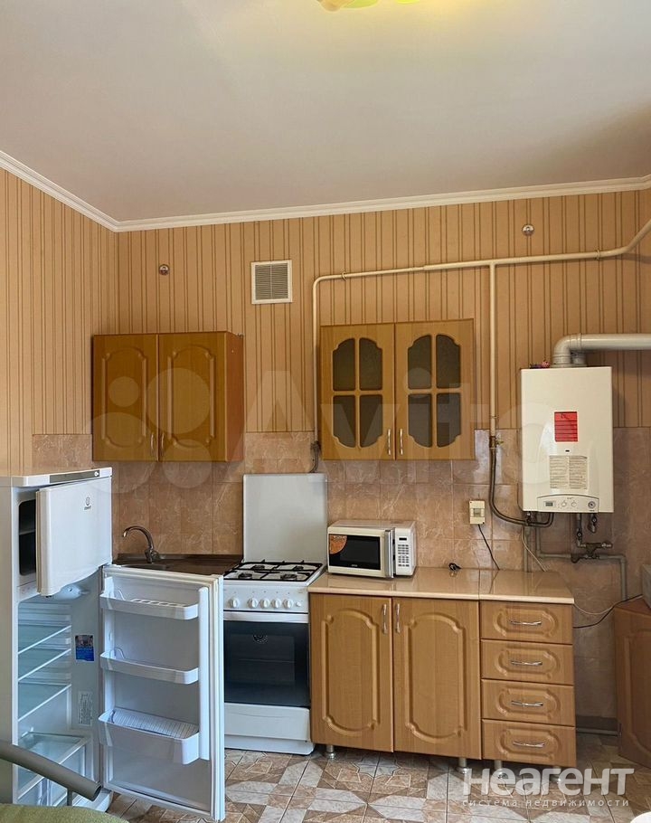 Продается 1-комнатная квартира, 54,9 м²