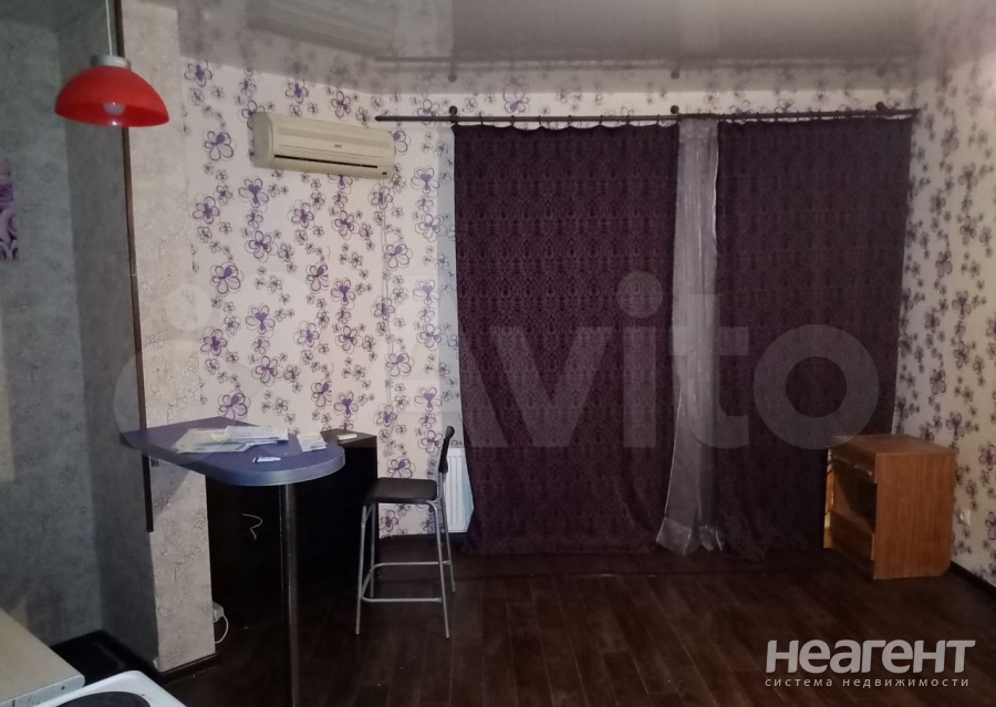 Продается 1-комнатная квартира, 35 м²