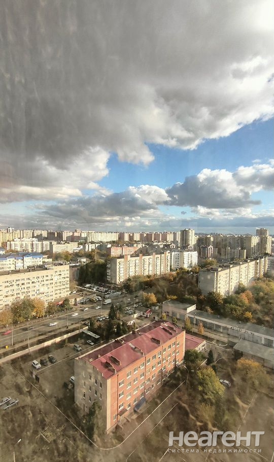 Продается 1-комнатная квартира, 37,2 м²