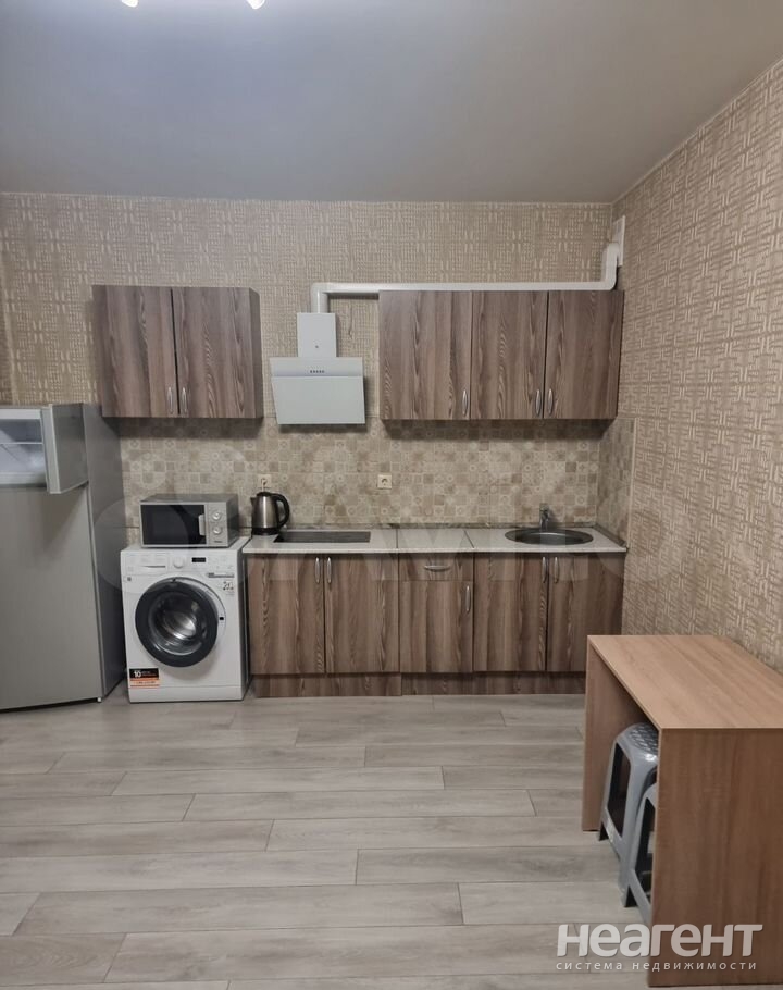 Сдается 1-комнатная квартира, 30 м²