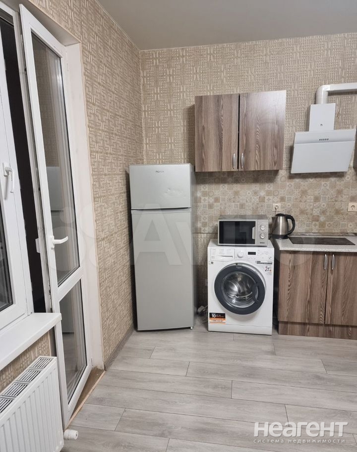 Сдается 1-комнатная квартира, 30 м²