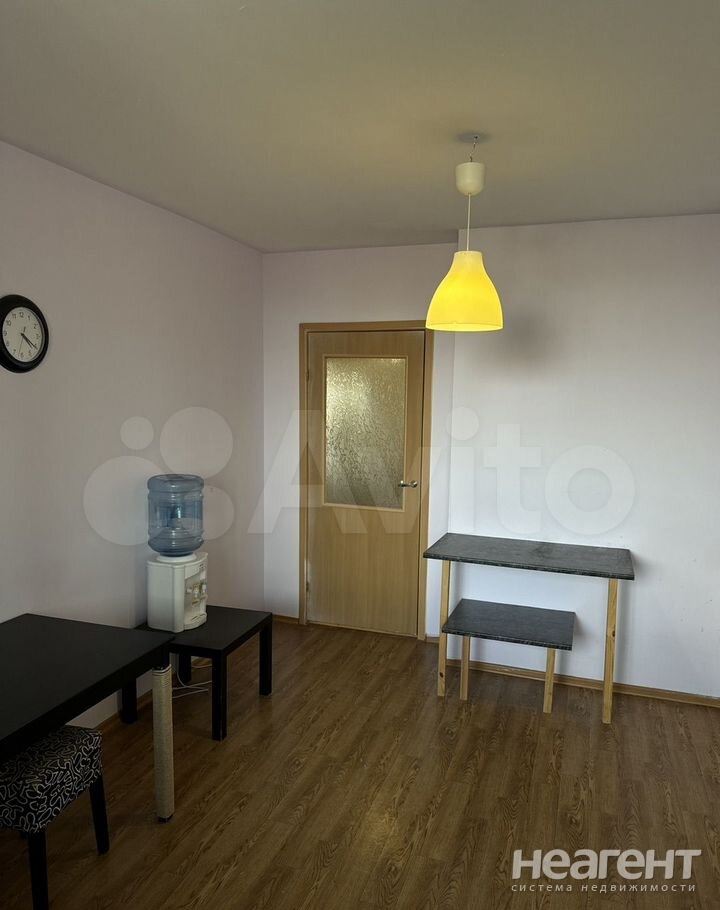 Продается 1-комнатная квартира, 45 м²