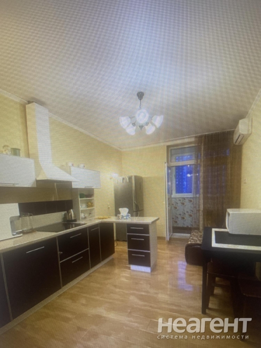 Продается 2-х комнатная квартира, 65 м²