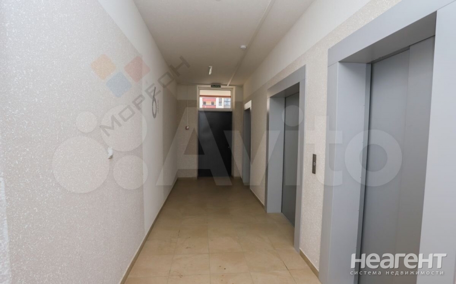 Продается 1-комнатная квартира, 50,7 м²