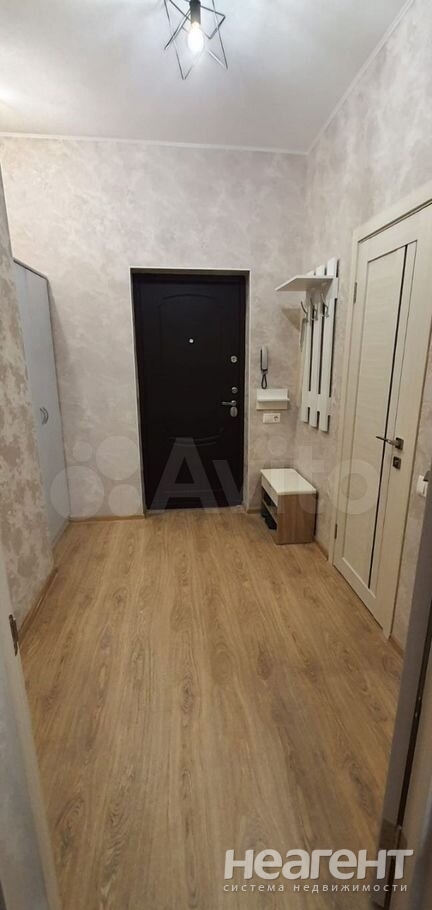 Продается 1-комнатная квартира, 50,1 м²