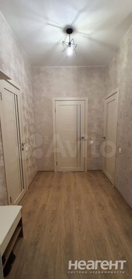 Продается 1-комнатная квартира, 50,1 м²