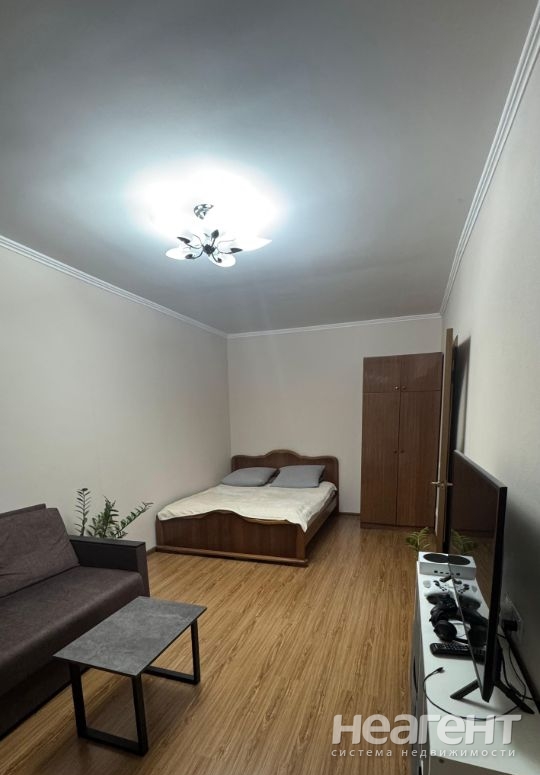 Продается 1-комнатная квартира, 35,7 м²