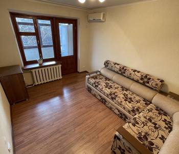 Продается 2-х комнатная квартира, 42 м²