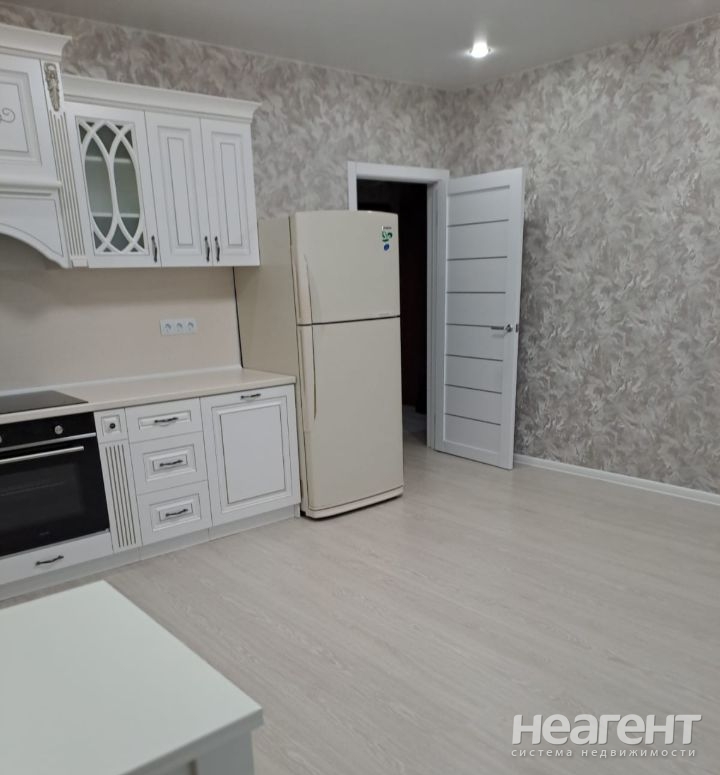 Сдается 1-комнатная квартира, 45 м²