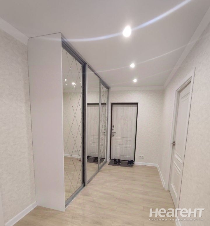 Сдается 2-х комнатная квартира, 58 м²