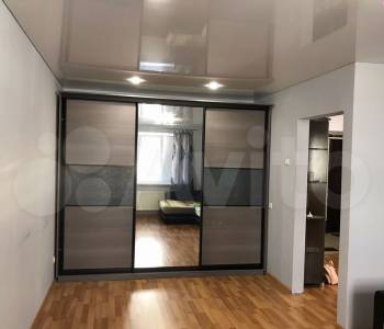 Продается 1-комнатная квартира, 45,7 м²