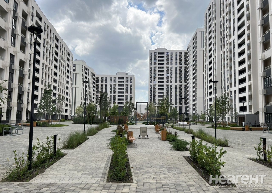 Продается 1-комнатная квартира, 45 м²