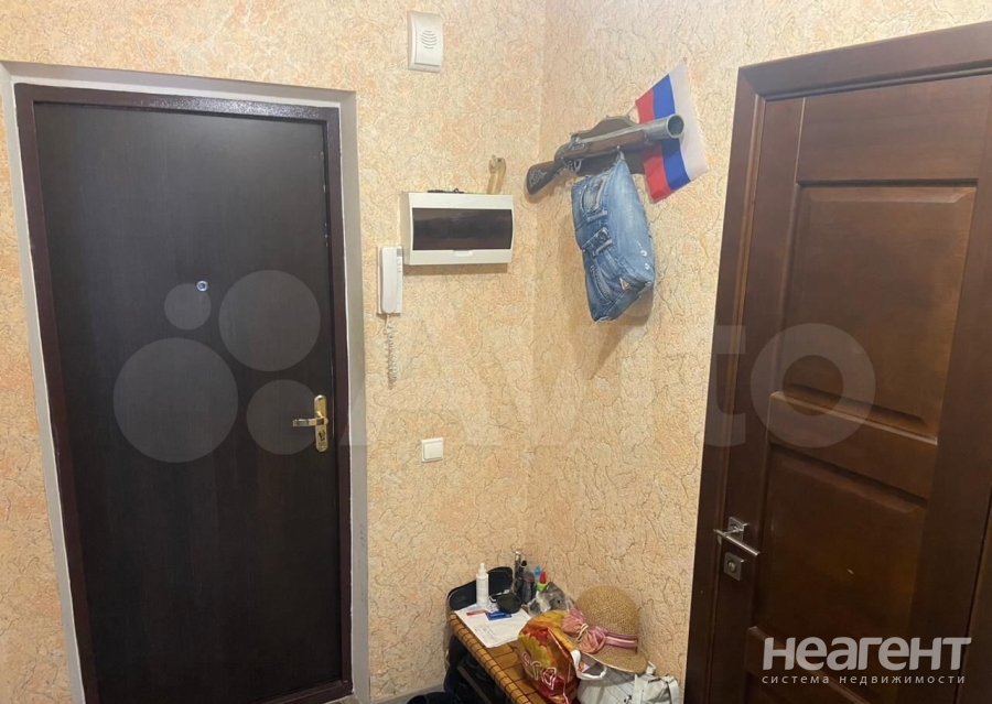 Продается 1-комнатная квартира, 41 м²