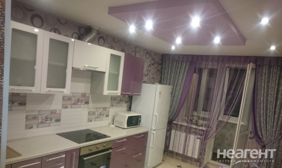 Сдается 1-комнатная квартира, 40 м²