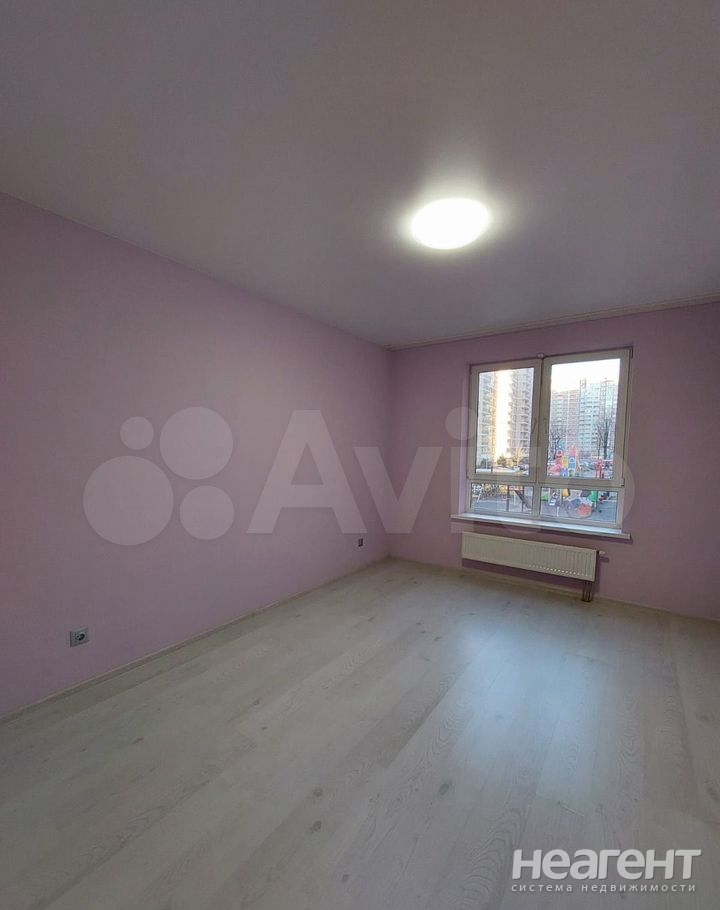 Продается 2-х комнатная квартира, 58 м²