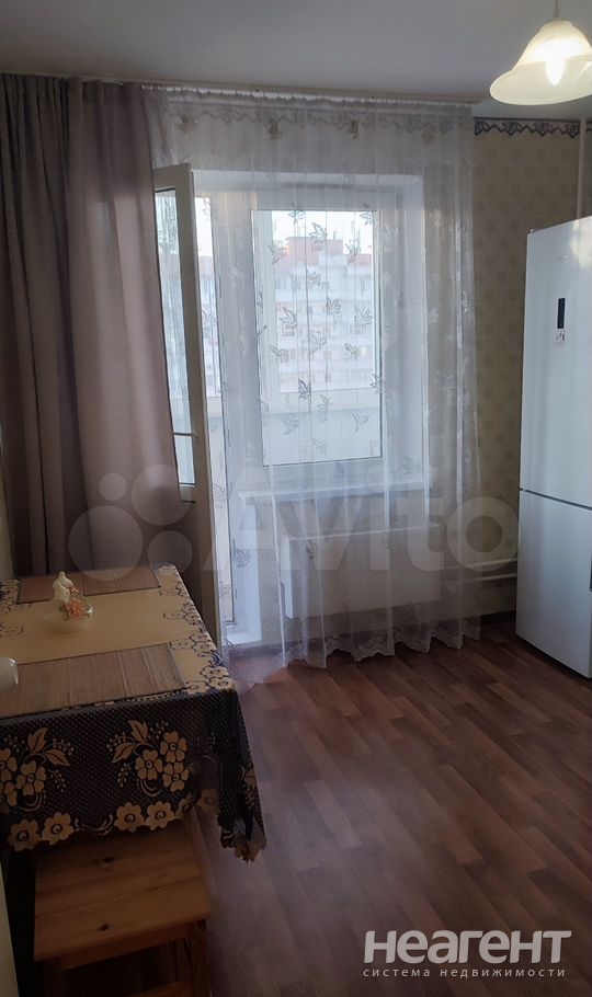 Продается 1-комнатная квартира, 36 м²