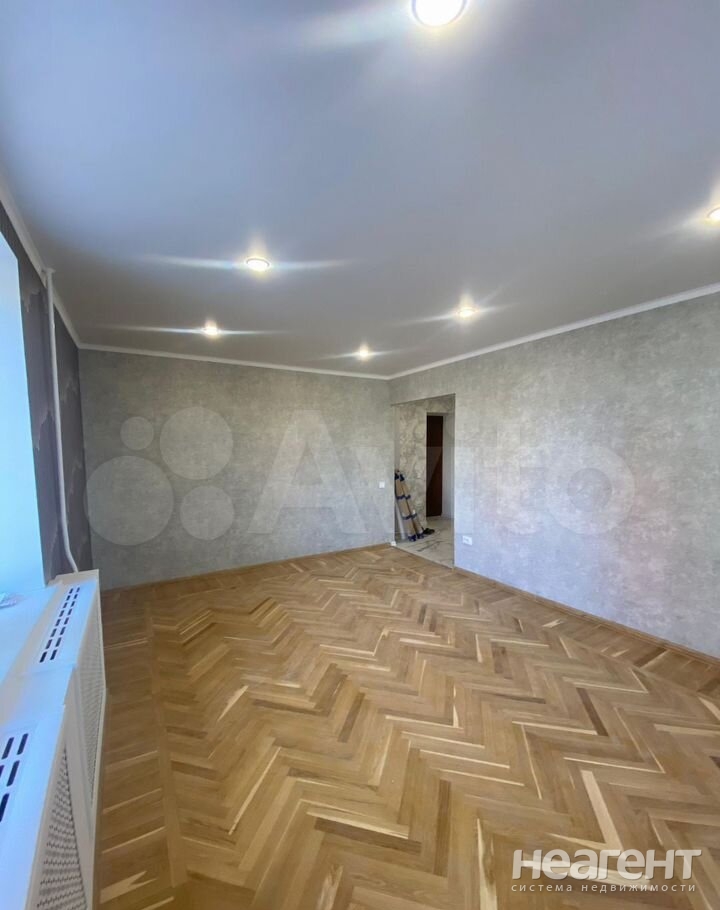 Продается 3-х комнатная квартира, 77 м²