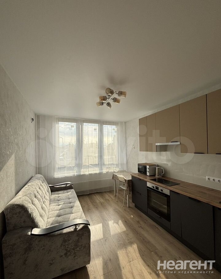 Продается 1-комнатная квартира, 44 м²