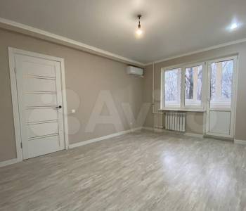 Продается 1-комнатная квартира, 36 м²