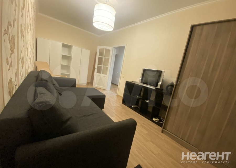 Сдается 1-комнатная квартира, 35 м²