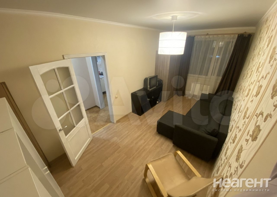 Сдается 1-комнатная квартира, 35 м²