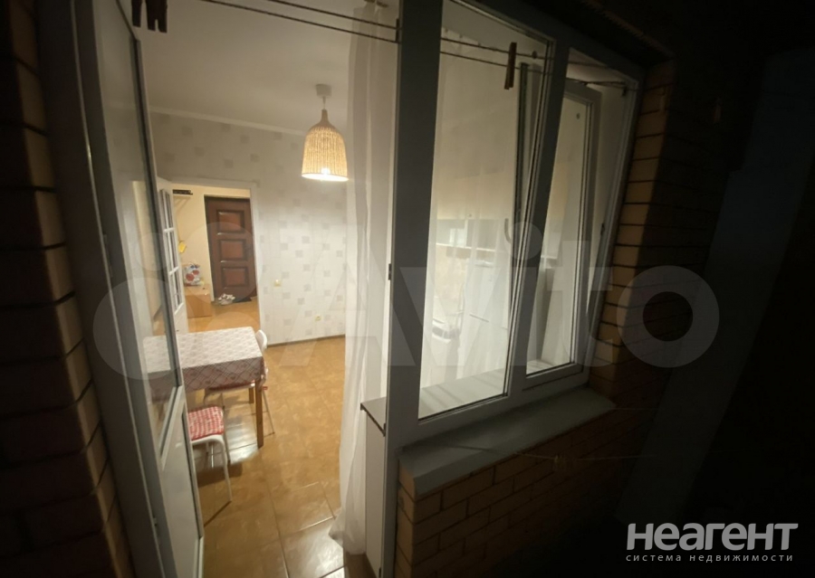 Сдается 1-комнатная квартира, 35 м²