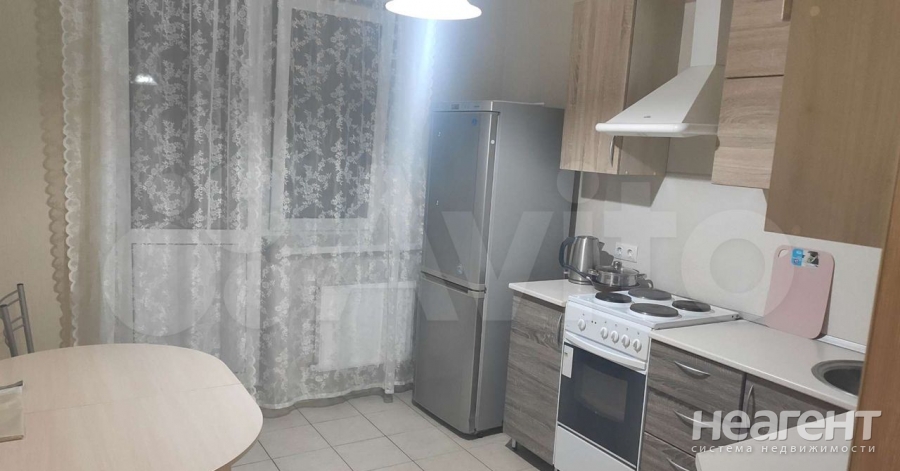 Сдается 1-комнатная квартира, 36 м²