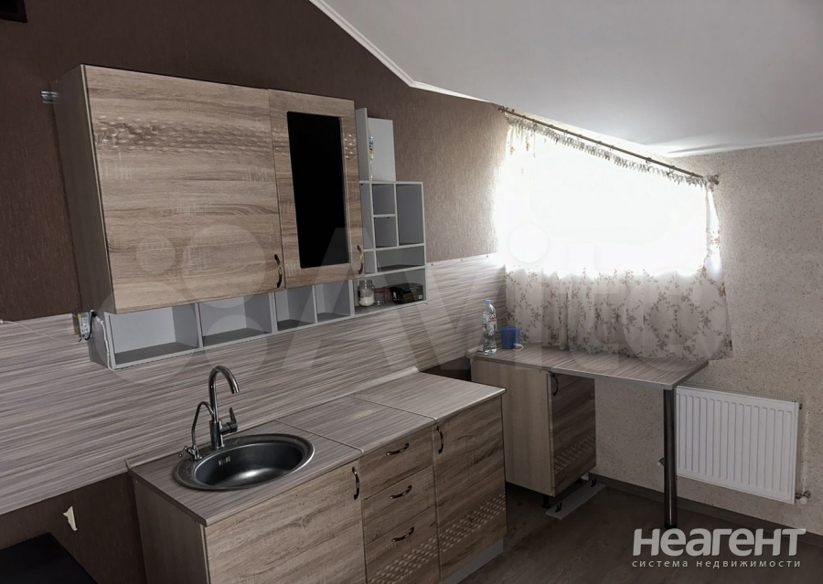 Продается 1-комнатная квартира, 37 м²