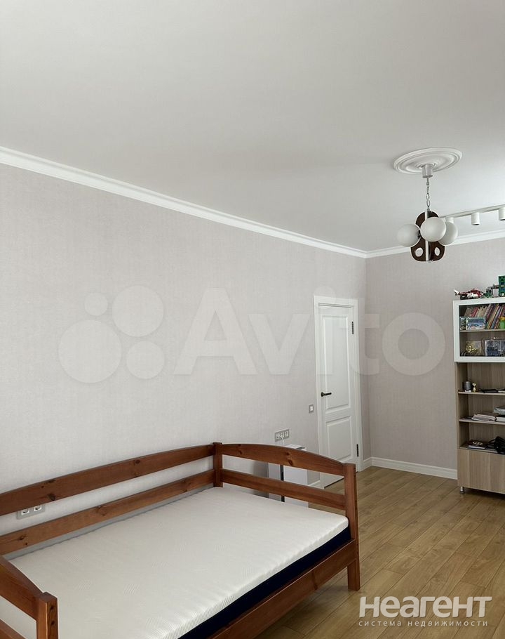 Продается 2-х комнатная квартира, 84 м²