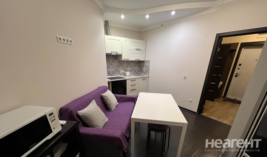 Сдается 1-комнатная квартира, 45 м²