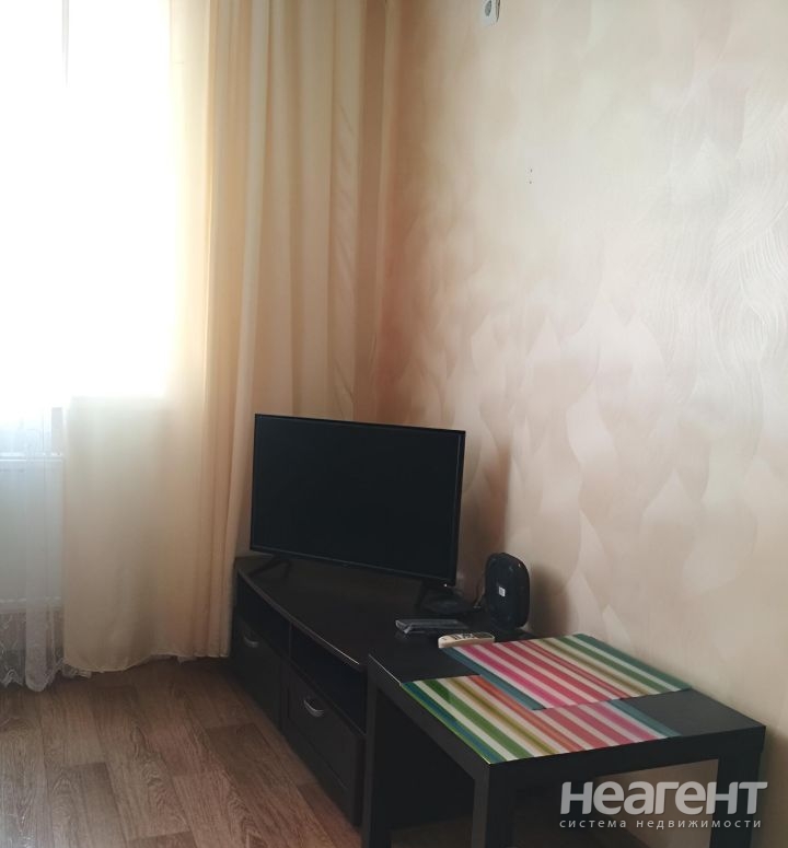 Сдается 1-комнатная квартира, 41 м²