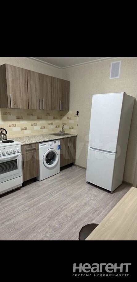 Сдается 1-комнатная квартира, 36,5 м²