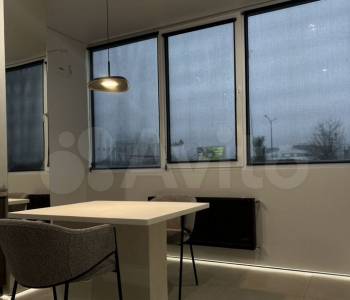 Продается 1-комнатная квартира, 50 м²