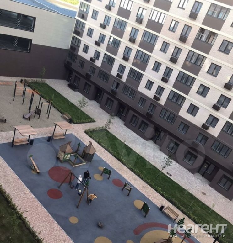 Продается 1-комнатная квартира, 42,95 м²