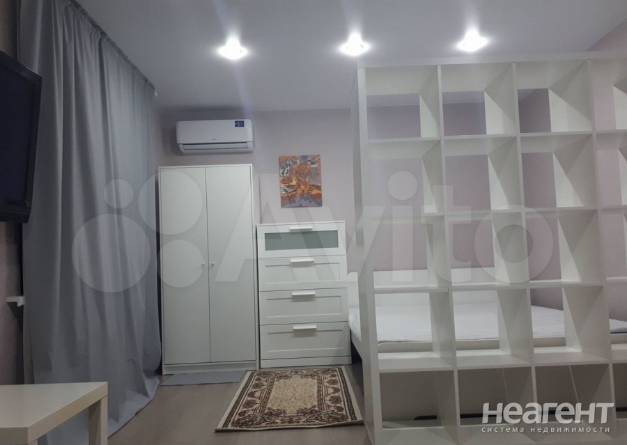 Продается 1-комнатная квартира, 35 м²