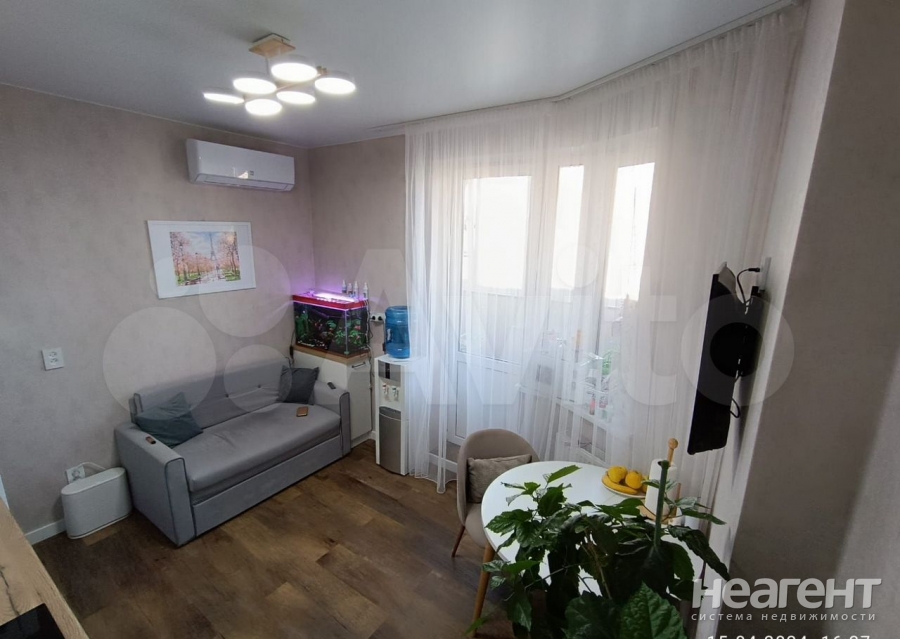 Продается 1-комнатная квартира, 44 м²