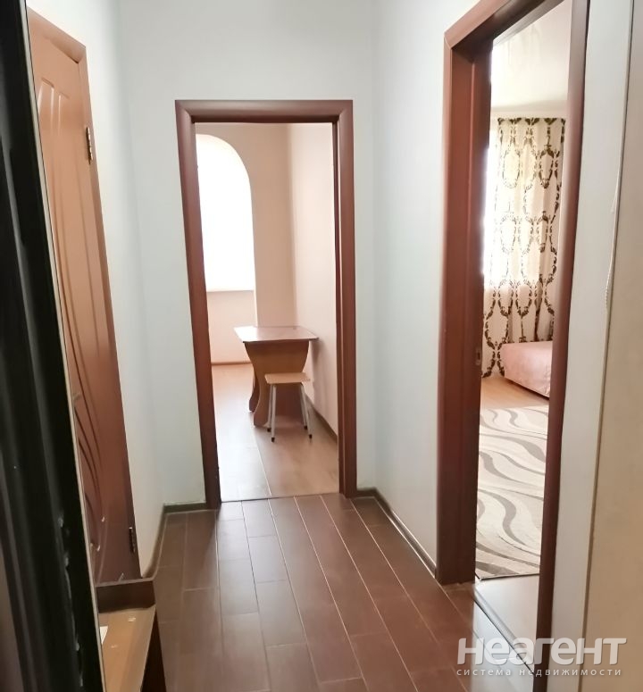 Продается 1-комнатная квартира, 39,4 м²