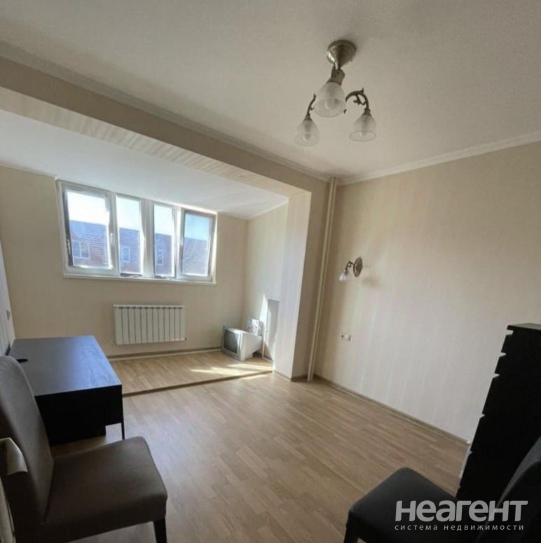 Продается Многокомнатная квартира, 109 м²