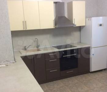 Сдается 2-х комнатная квартира, 80 м²